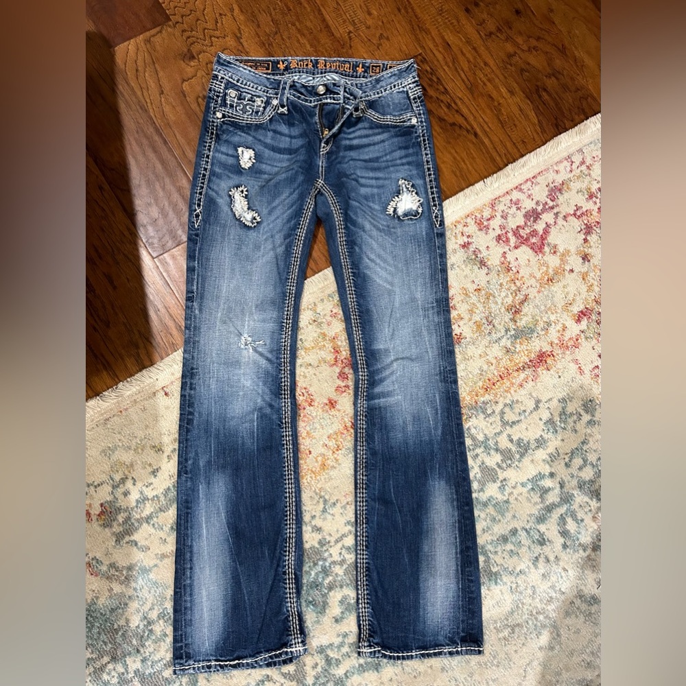 Rock Revival vintage boot cut jeans. 31 inch inseam.
